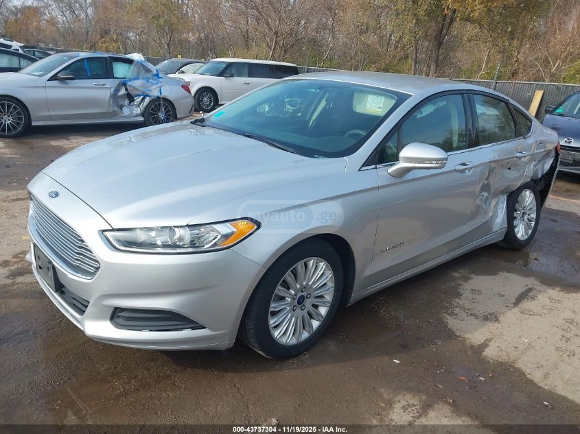 Ford Fusion 2016 — photo 2