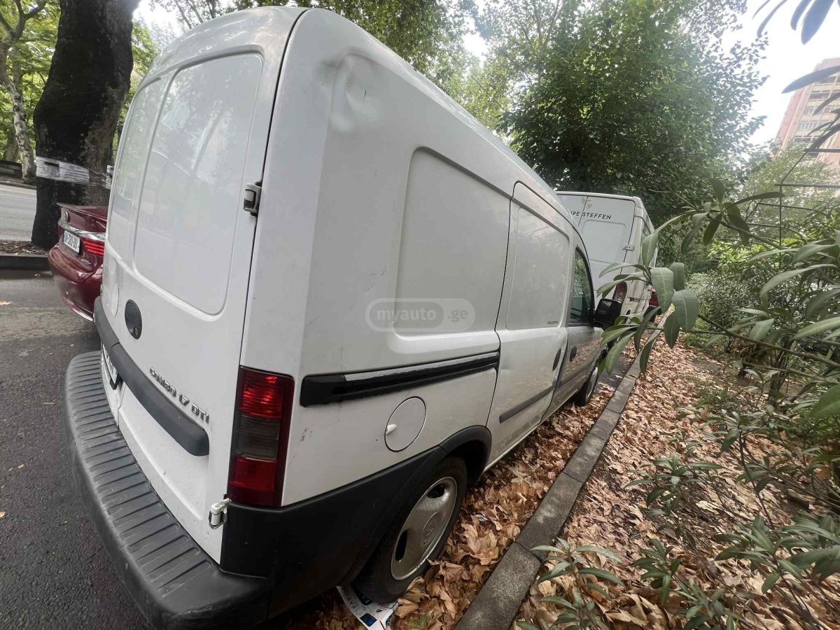 Opel Combo 2002 — photo 2