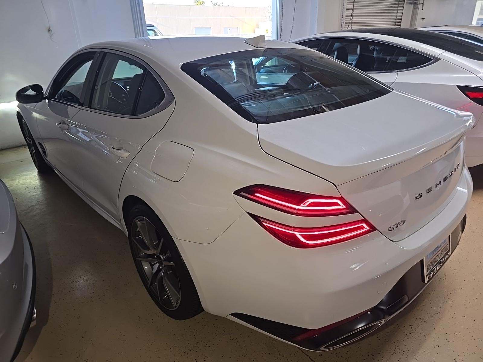 Genesis G70 2025 — photo 2