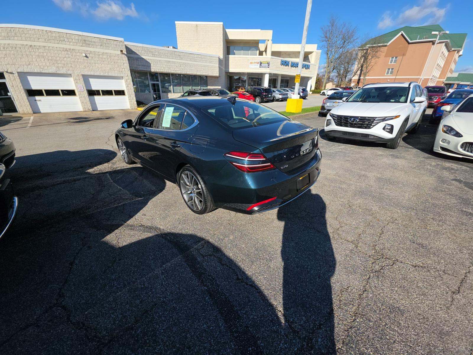 Genesis G70 2023 — photo 2