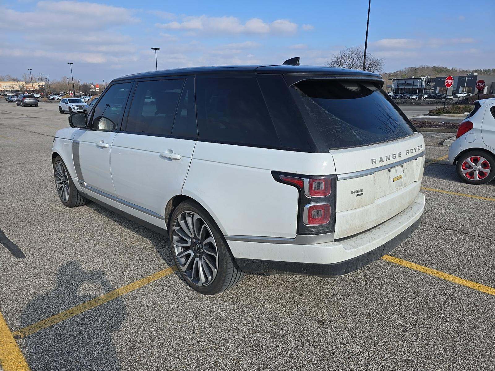 Land Rover Range Rover 2021 — photo 2