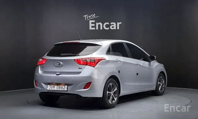 Hyundai i30 2015 — photo 2