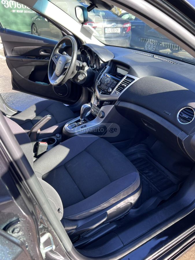 Chevrolet Cruze 2012 — photo 2