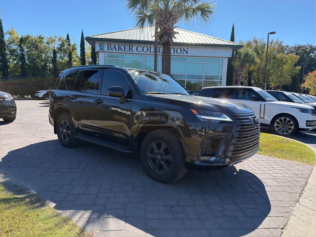 Lexus LX 600 2025 — photo 2