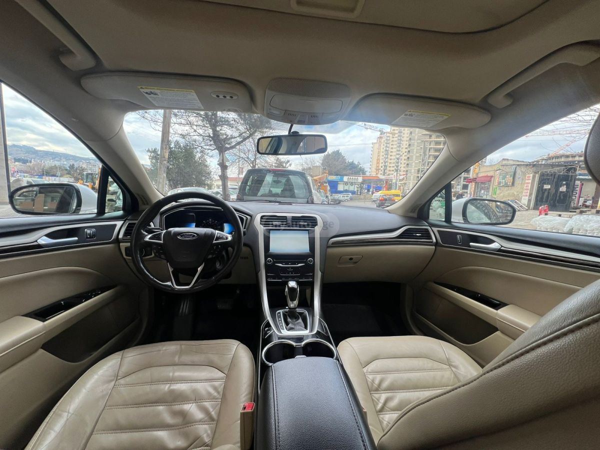 Ford Fusion 2013 — photo 2