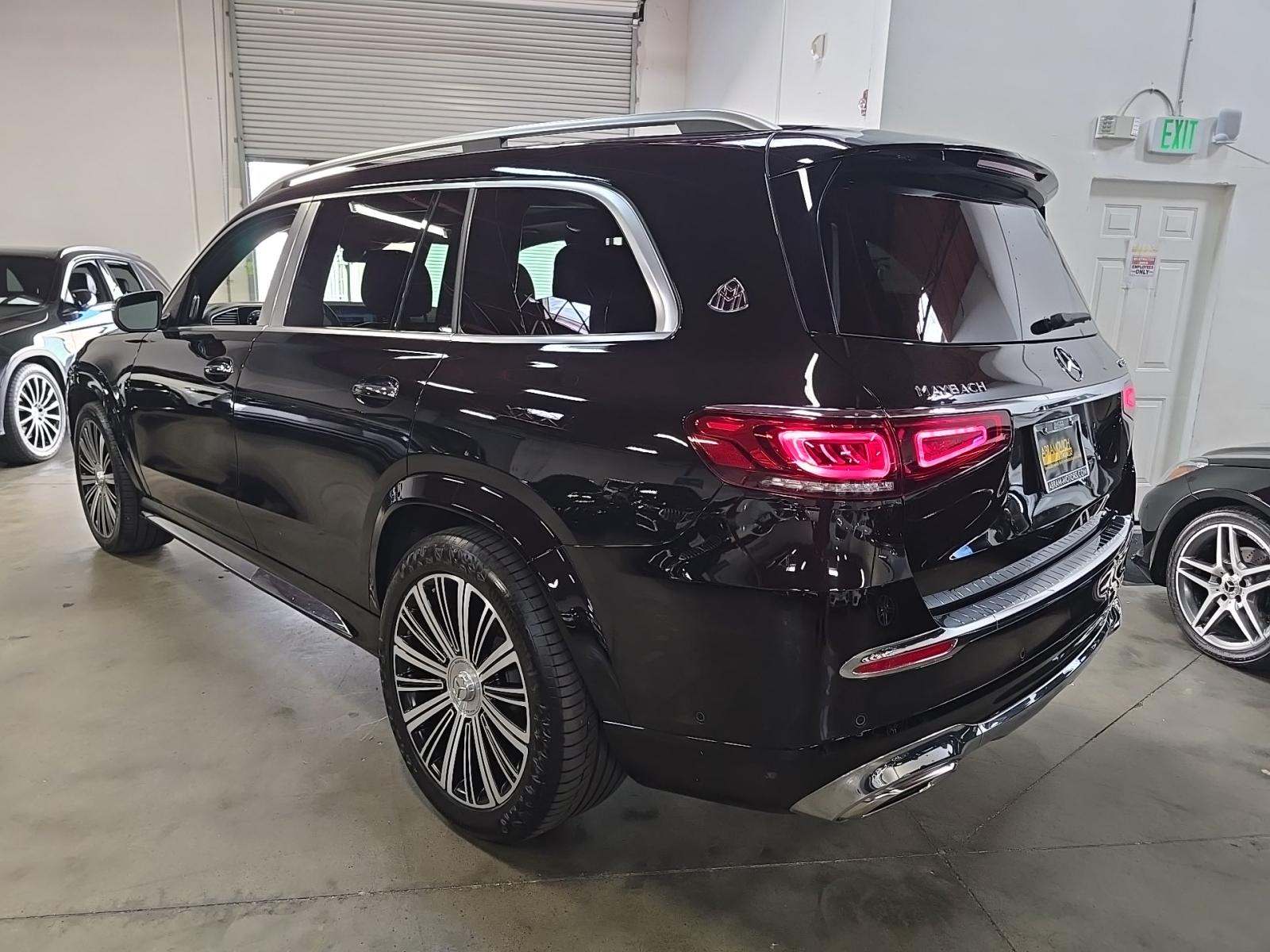 Mercedes-Benz GLS 600 2023 — photo 2