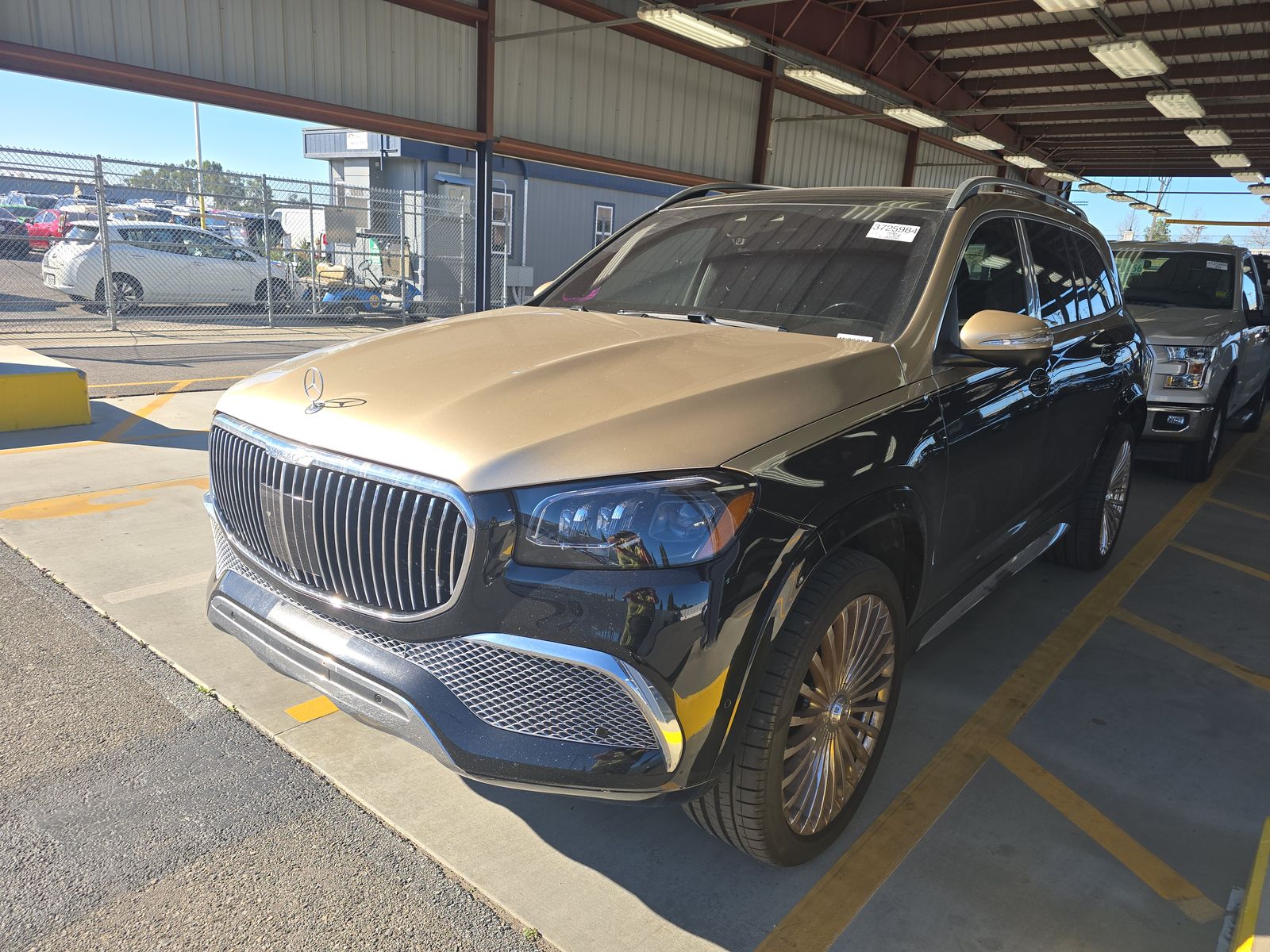 Mercedes-Benz GLS 600