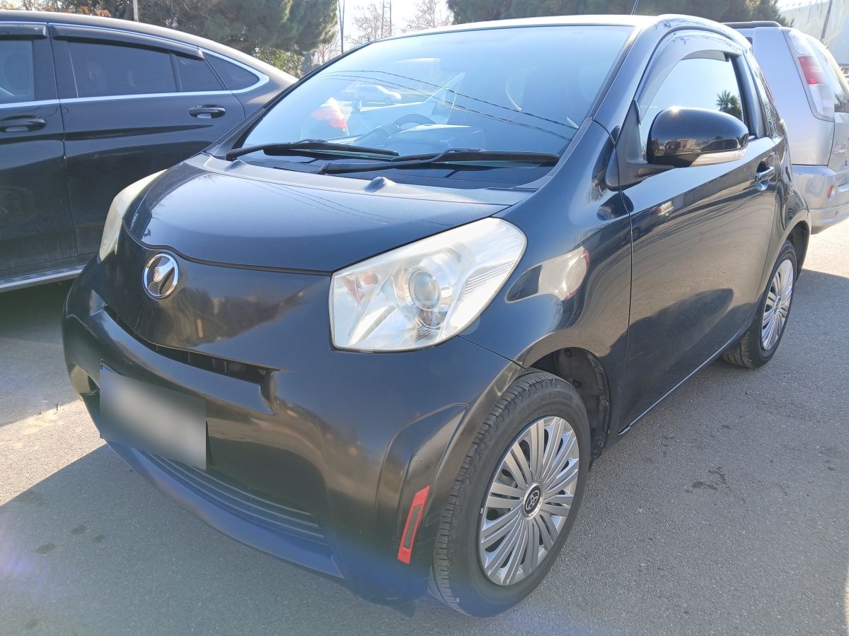 Toyota iQ 2009 — photo 2