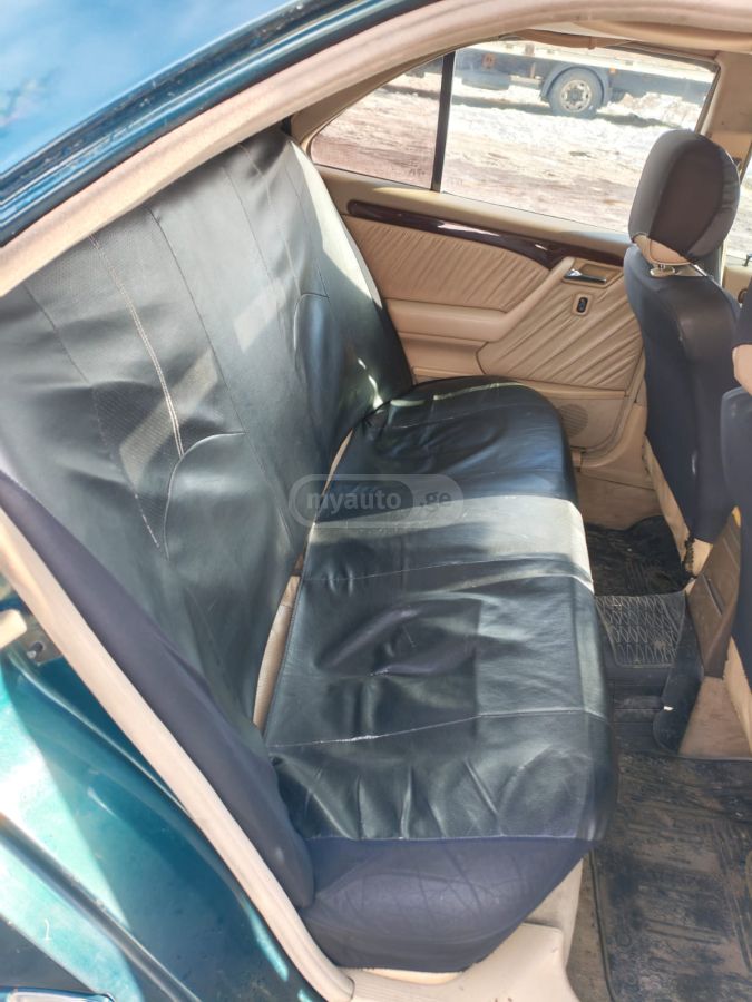 Mercedes-Benz C 230 1997 — photo 2
