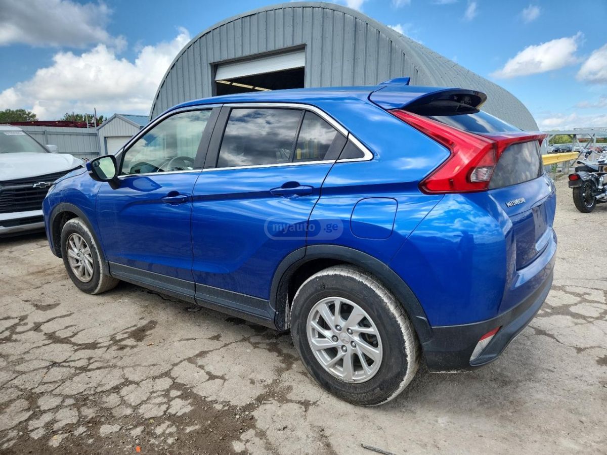 Mitsubishi Eclipse 2018 — photo 2