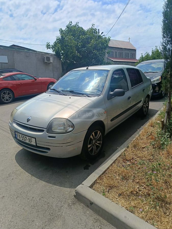Renault Clio 2001 — photo 2