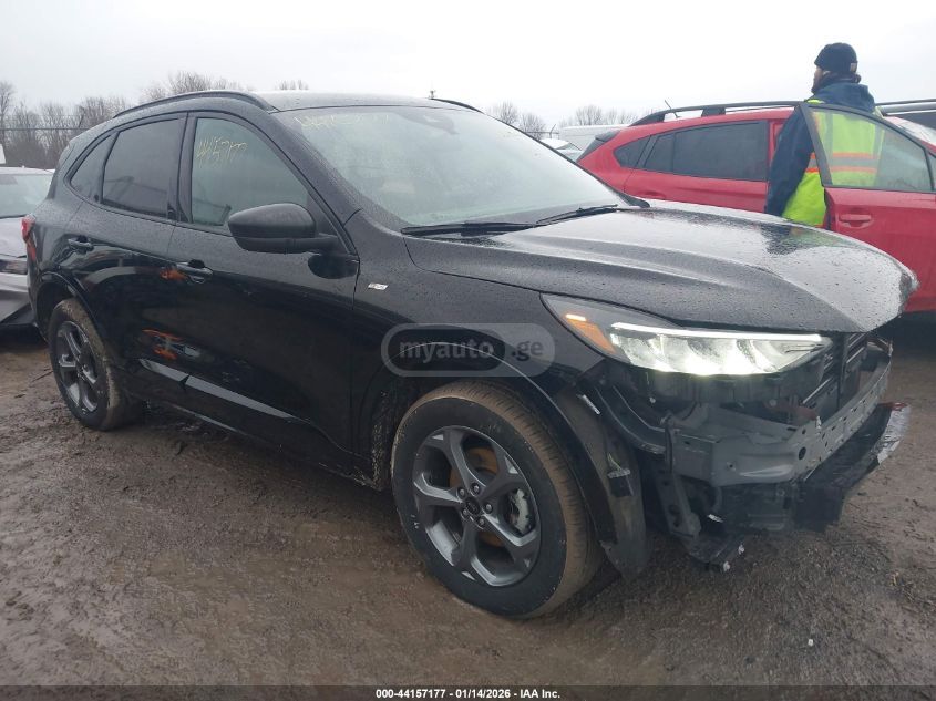 Ford Escape 2024 — photo 2