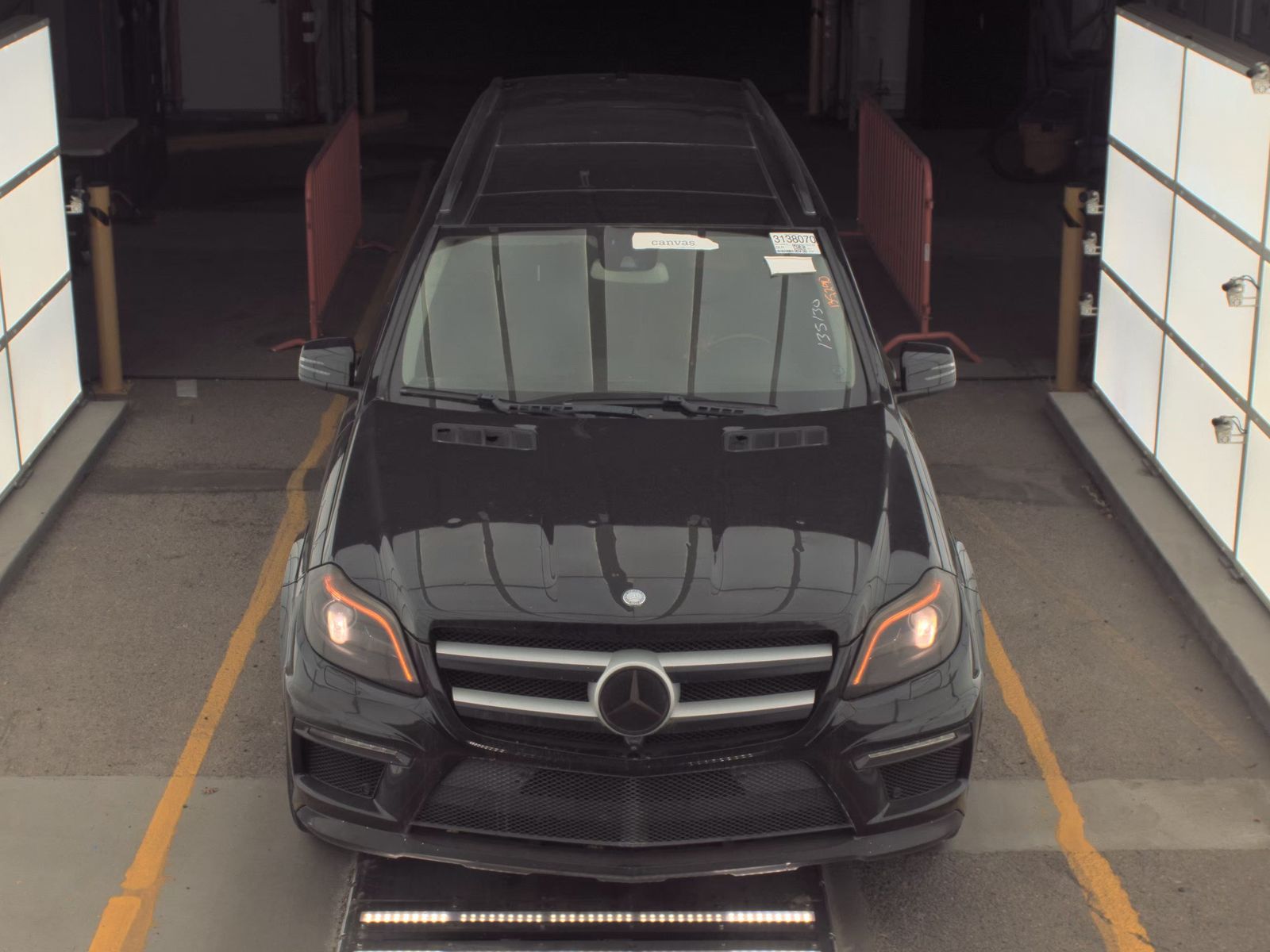 Mercedes-Benz GL 550 2015 — photo 2