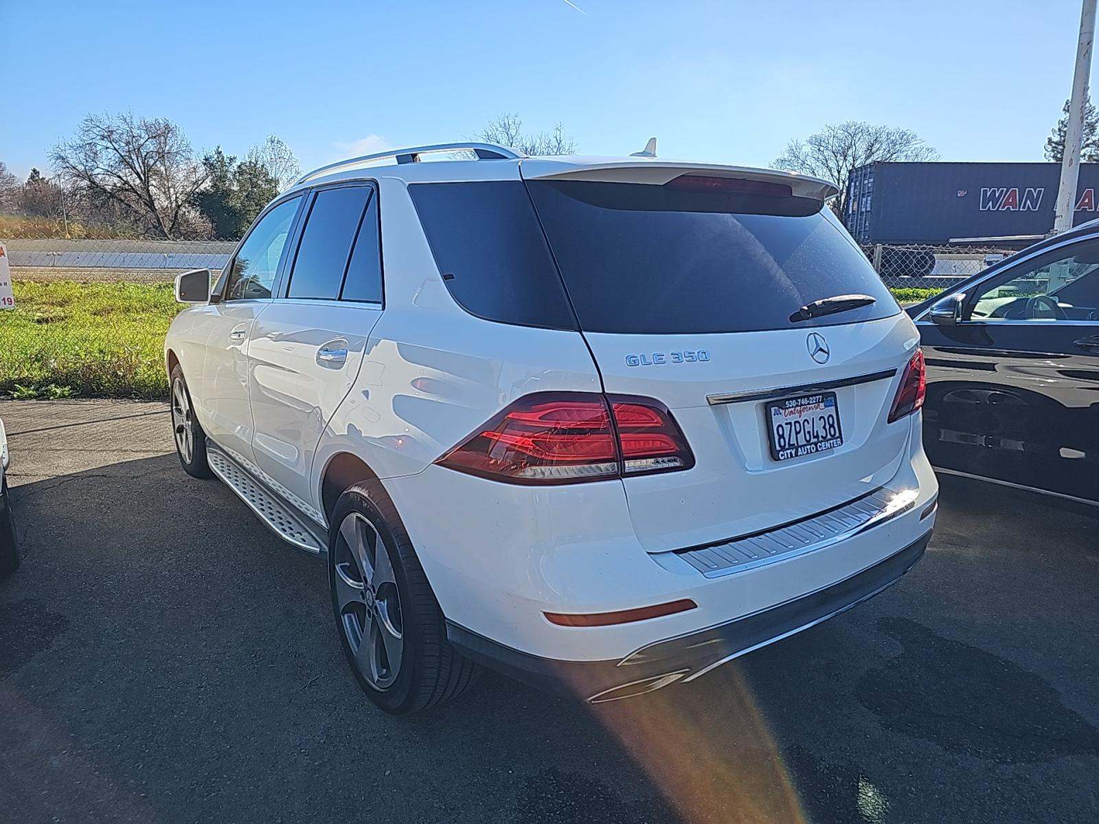 Mercedes-Benz GLE 350 2016 — photo 2