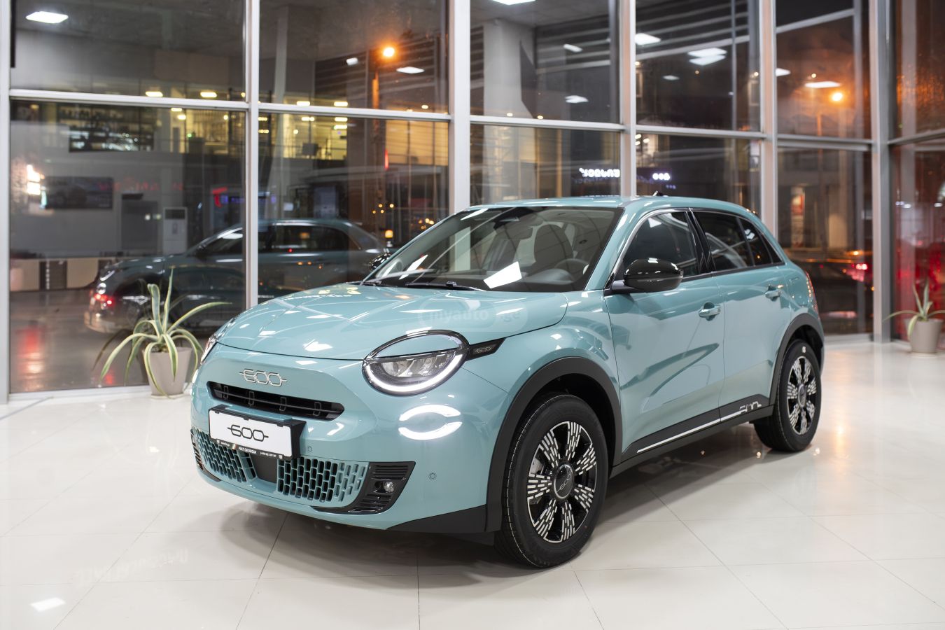 Fiat 600 Hybrid 2025 — photo 2
