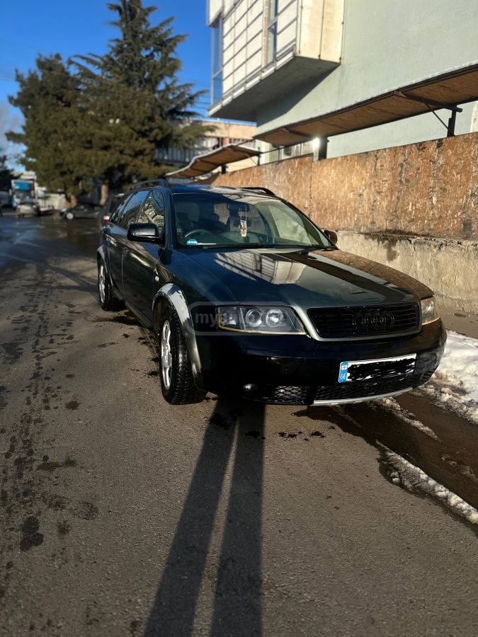 Audi A6 2002 — photo 2