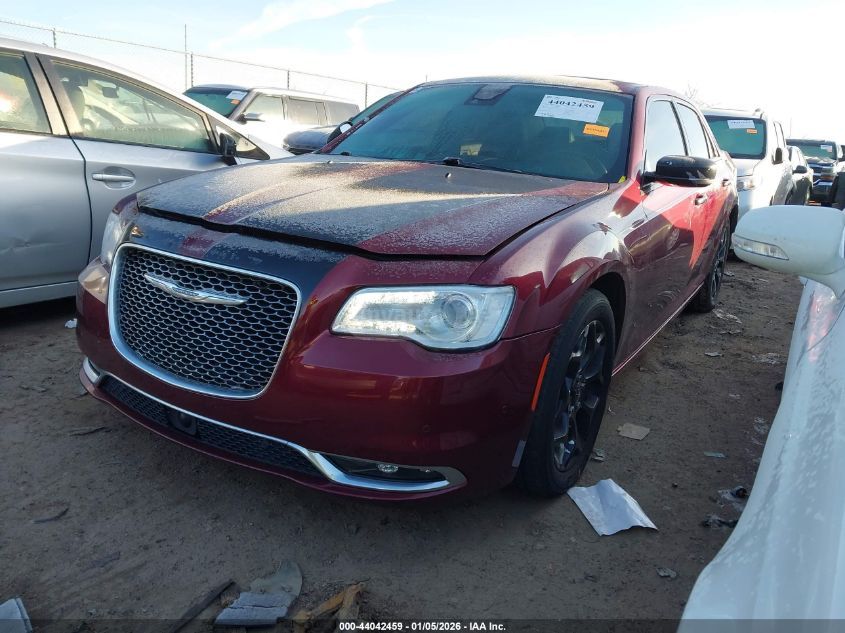 Chrysler 300 2017 — photo 2