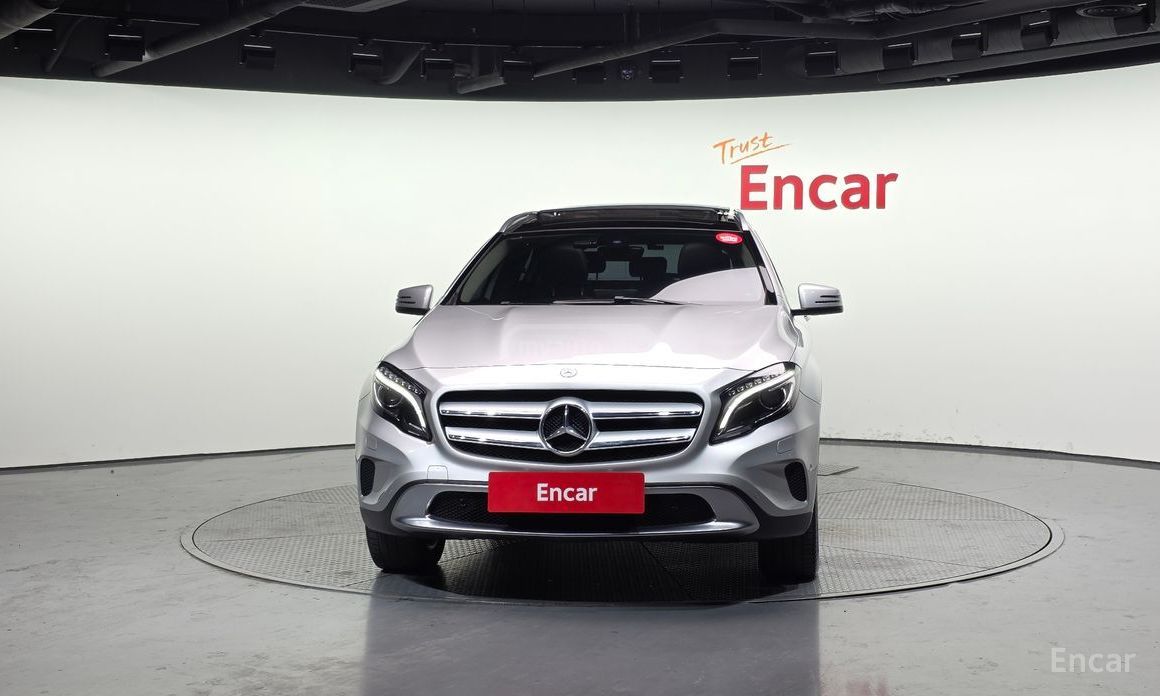 Mercedes-Benz GLA 200 2017 — photo 2