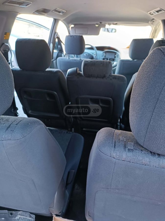 Toyota Previa 2006 — photo 2
