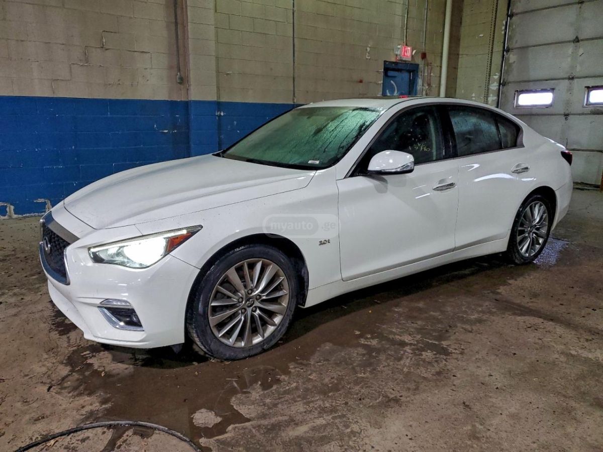 Infiniti Q 50