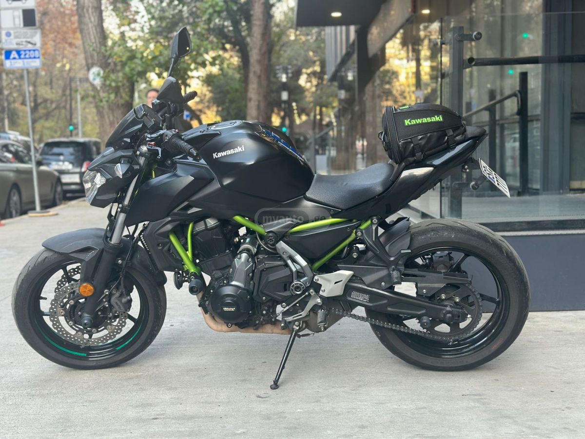 Kawasaki Z 650 2017 — photo 2