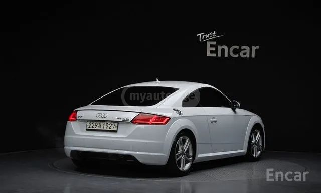 Audi TT 2015 — photo 2