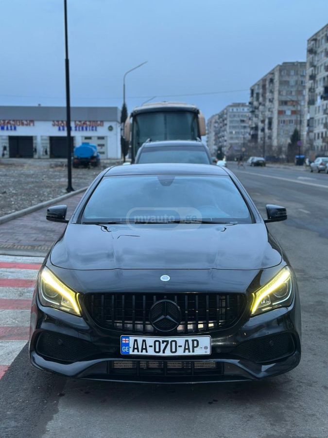 Mercedes-Benz CLA 250