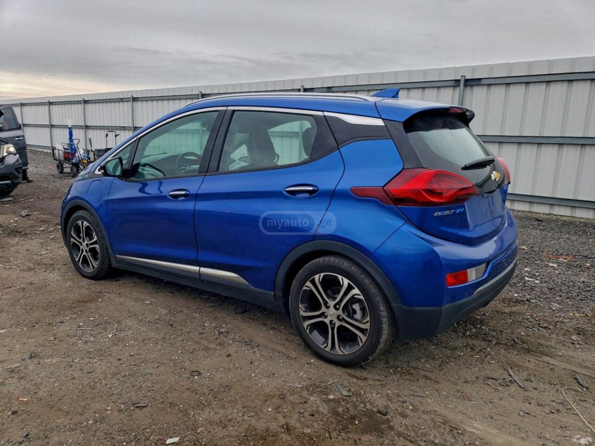 Chevrolet Bolt EV 2017 — photo 2