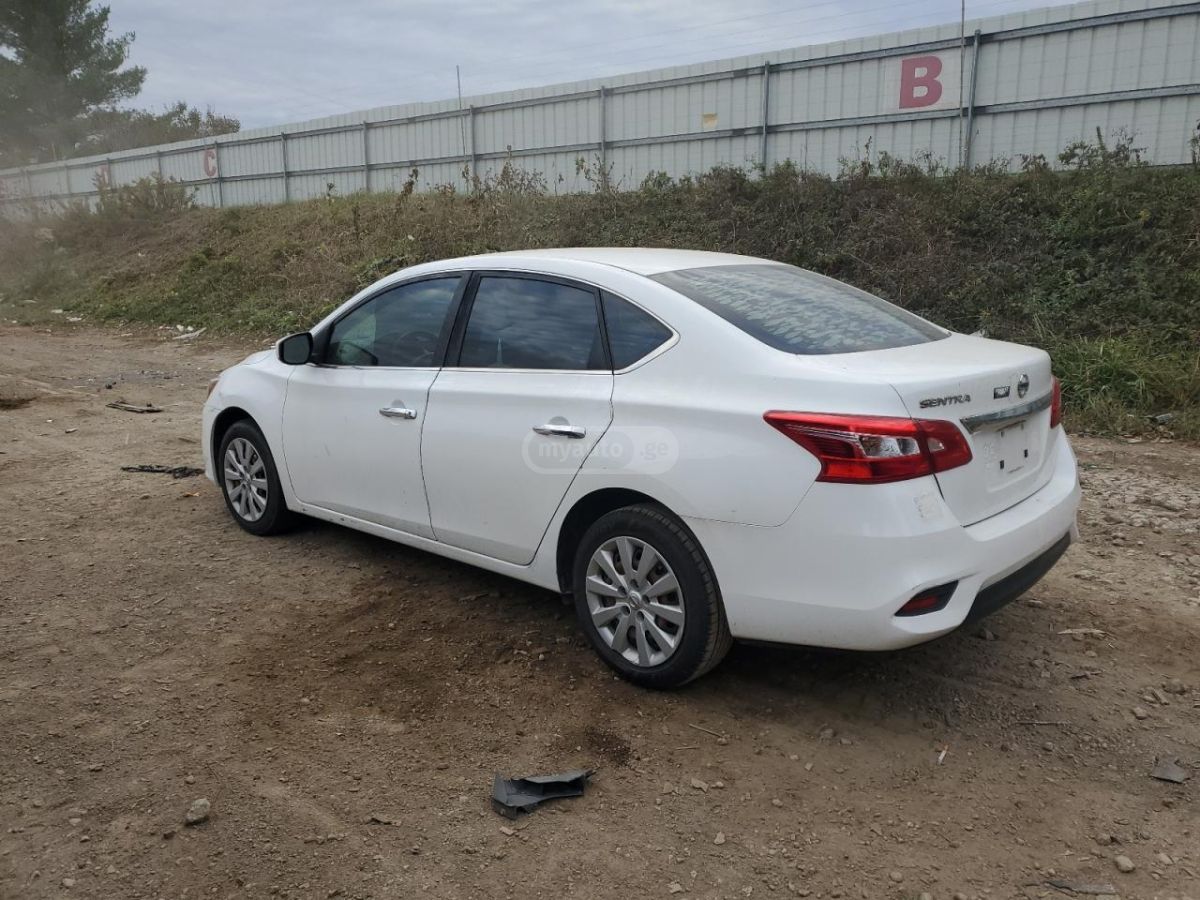 Nissan Sentra 2017 — photo 2