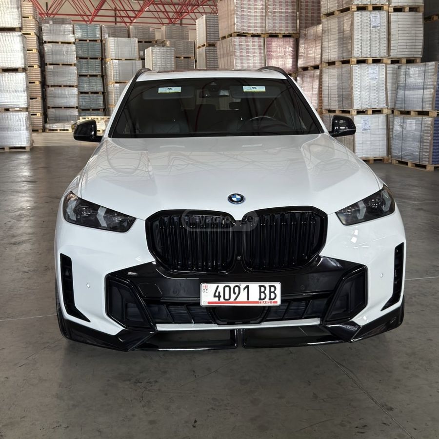 BMW X5 2022 — photo 2