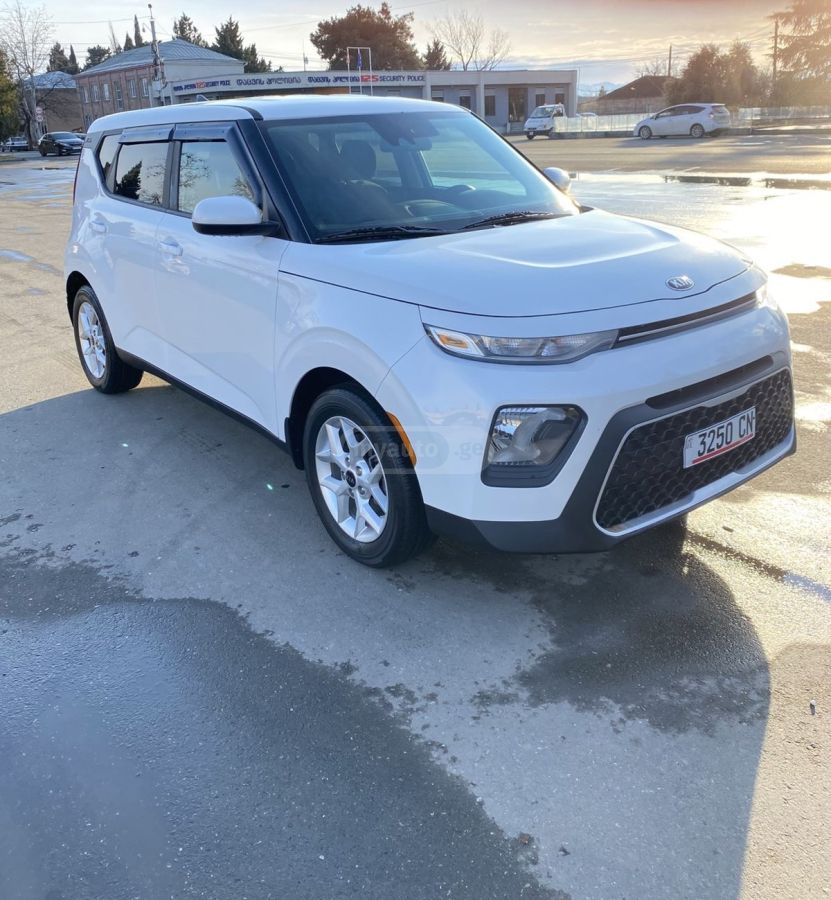 Kia Soul 2019 — photo 2