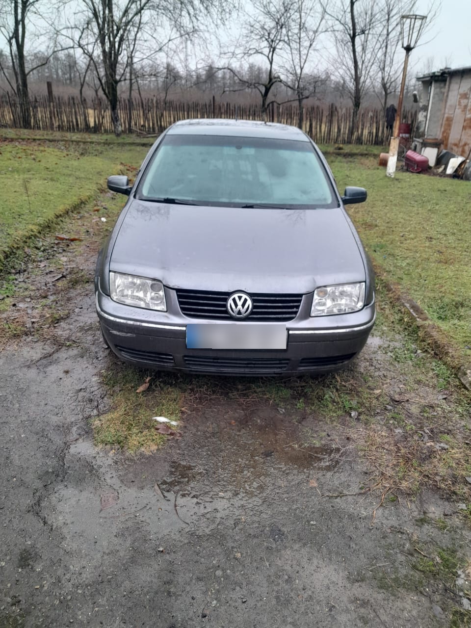 Volkswagen Jetta 2003 — photo 2