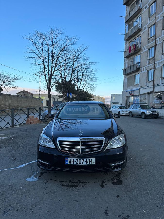 Mercedes-Benz S 550 2011 — photo 2