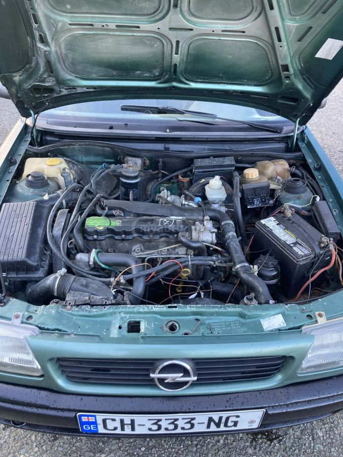 Opel Astra 1997 — photo 2