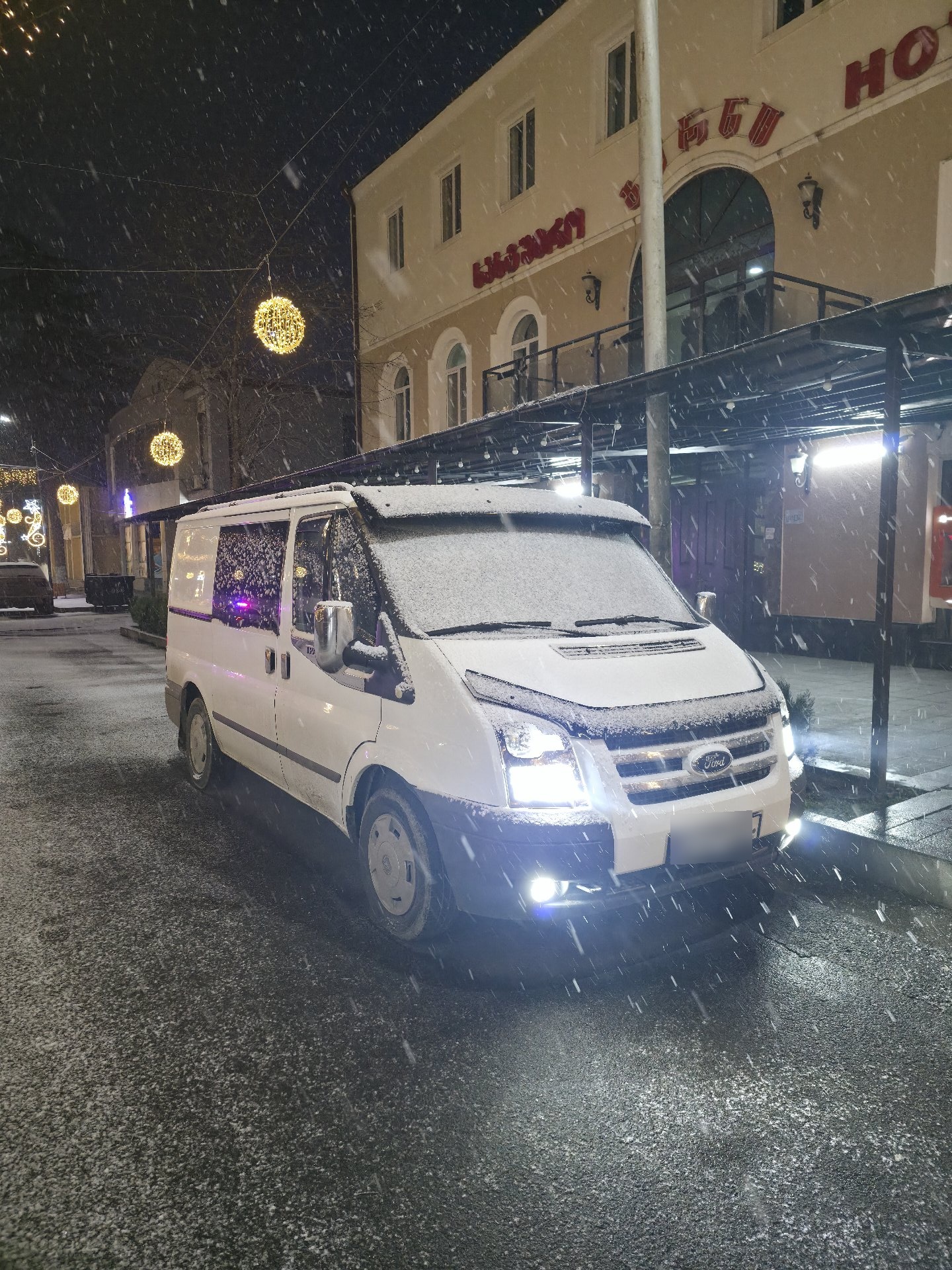 Ford Transit 2011 — photo 2