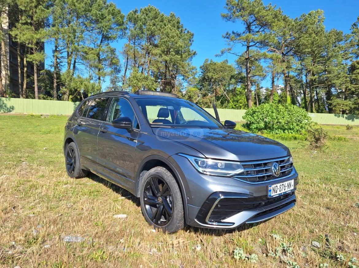 Volkswagen Tiguan 2022 — photo 2