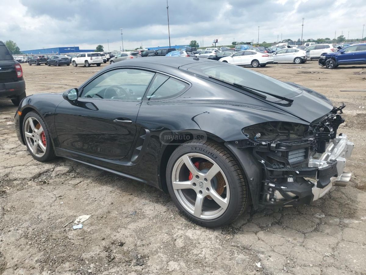 Porsche Cayman 2019 — photo 2