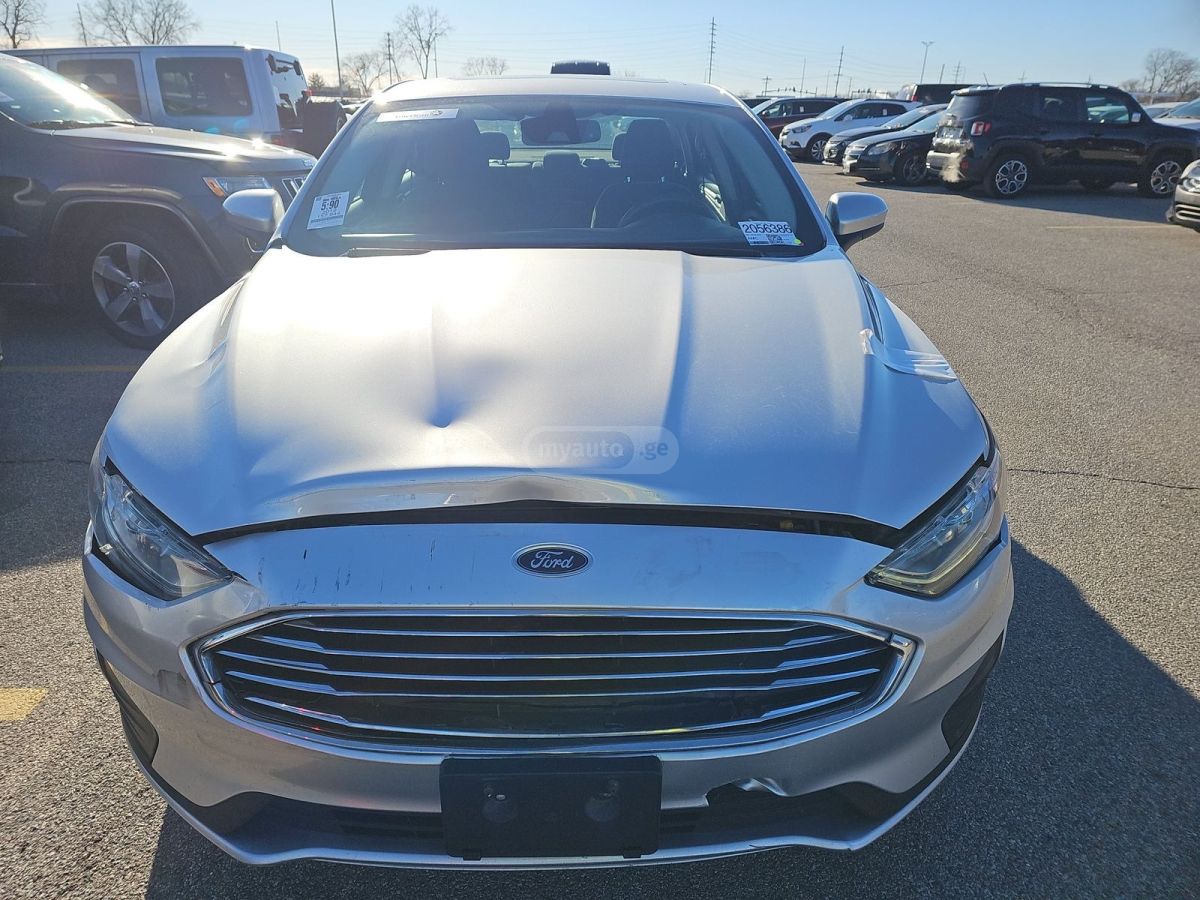 Ford Fusion 2019 — photo 2