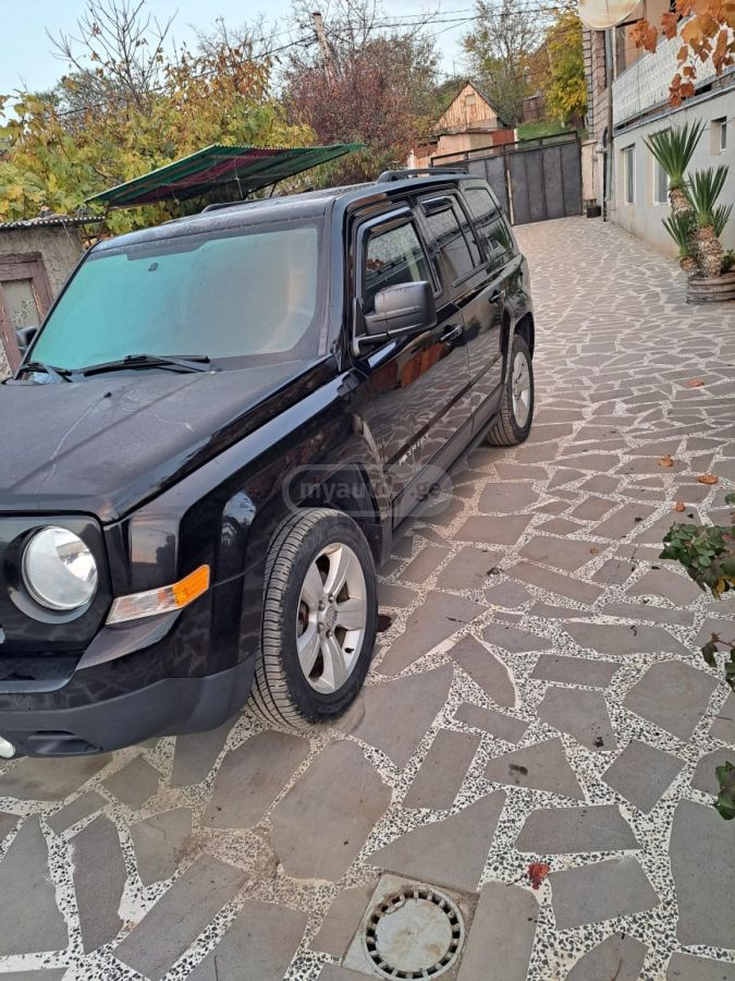 Jeep Patriot 2016 — photo 2