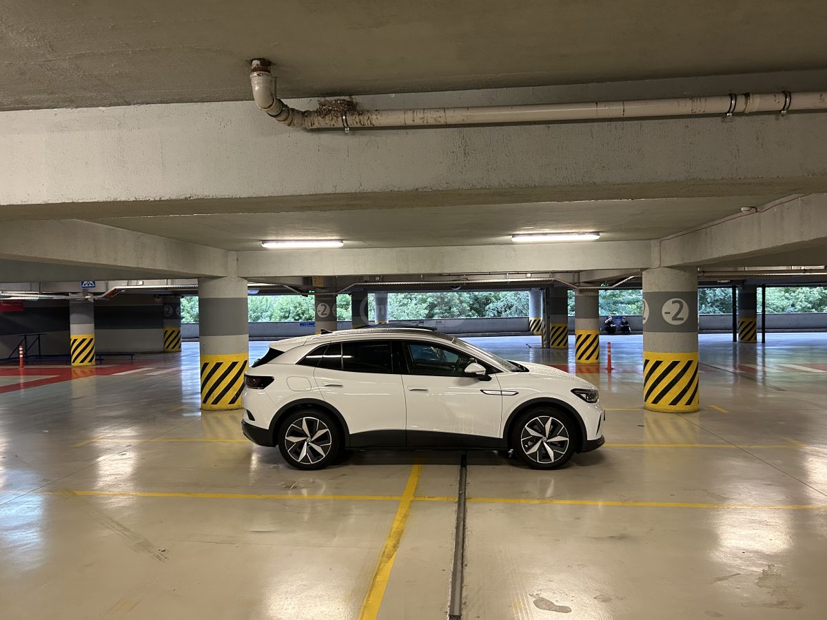 Volkswagen ID.4 2021 — photo 2