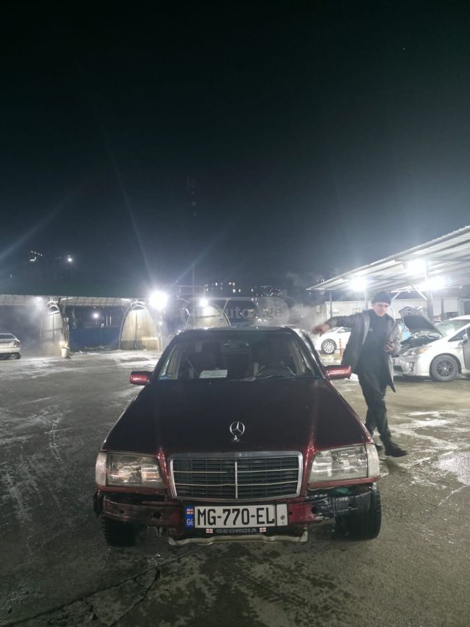 Mercedes-Benz C 200 1995 — photo 2