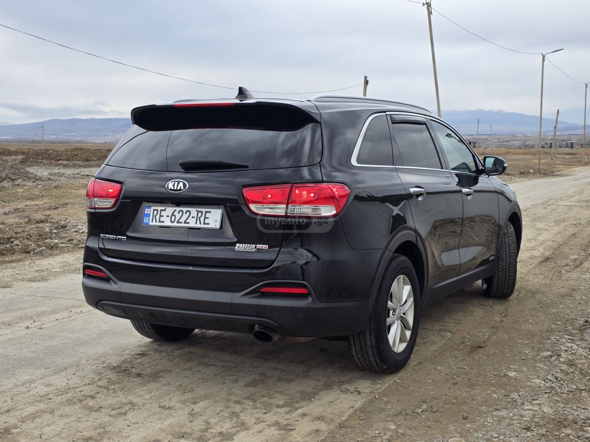 Kia Sorento 2016 — photo 2