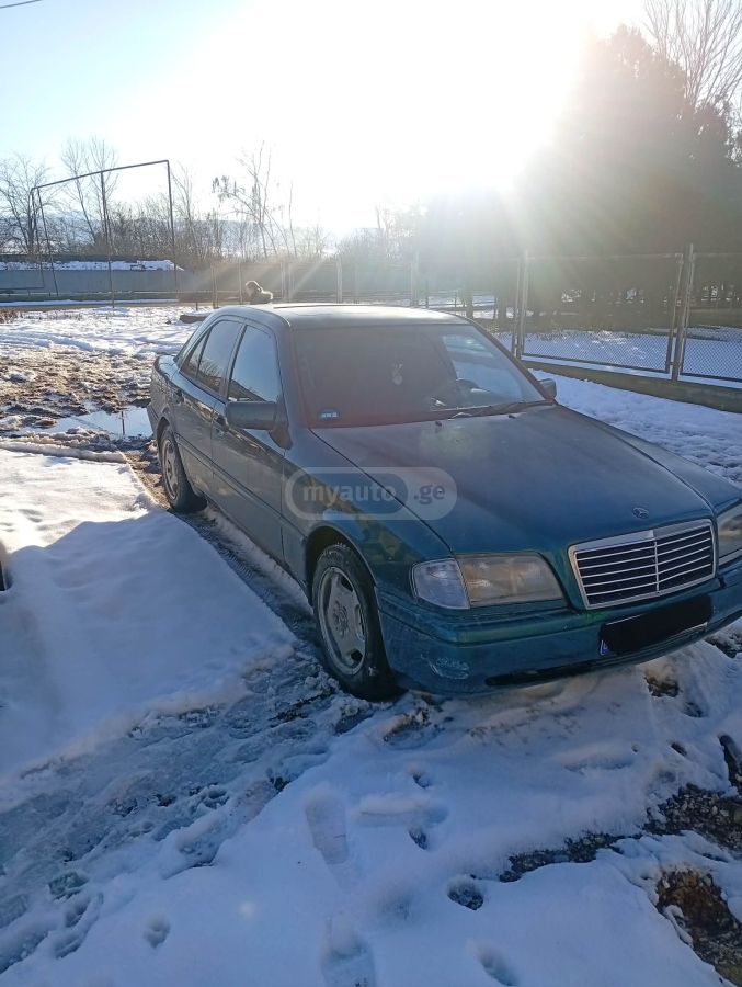 Mercedes-Benz C 180 1995 — photo 2