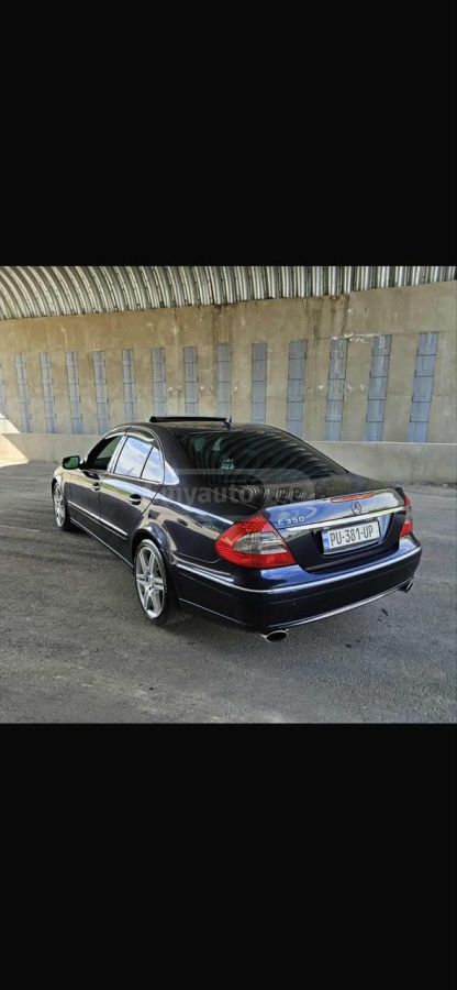 Mercedes-Benz E 350 2008 — photo 2