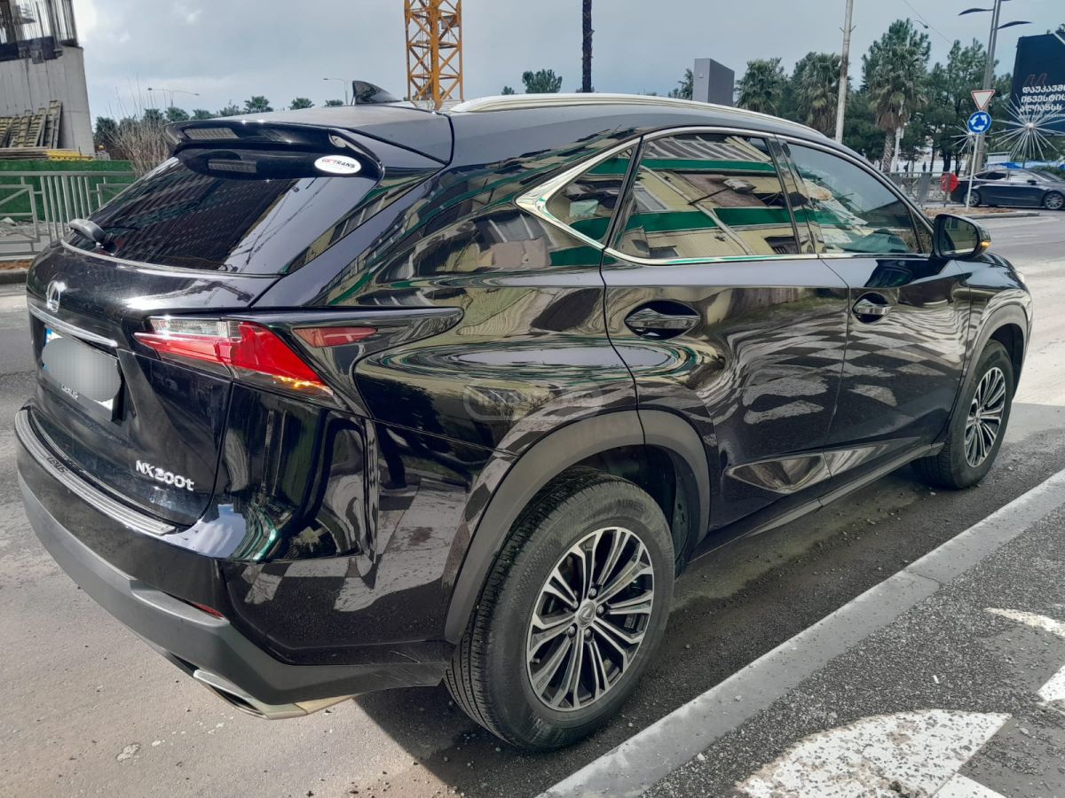 Lexus NX 200 2016 — photo 2