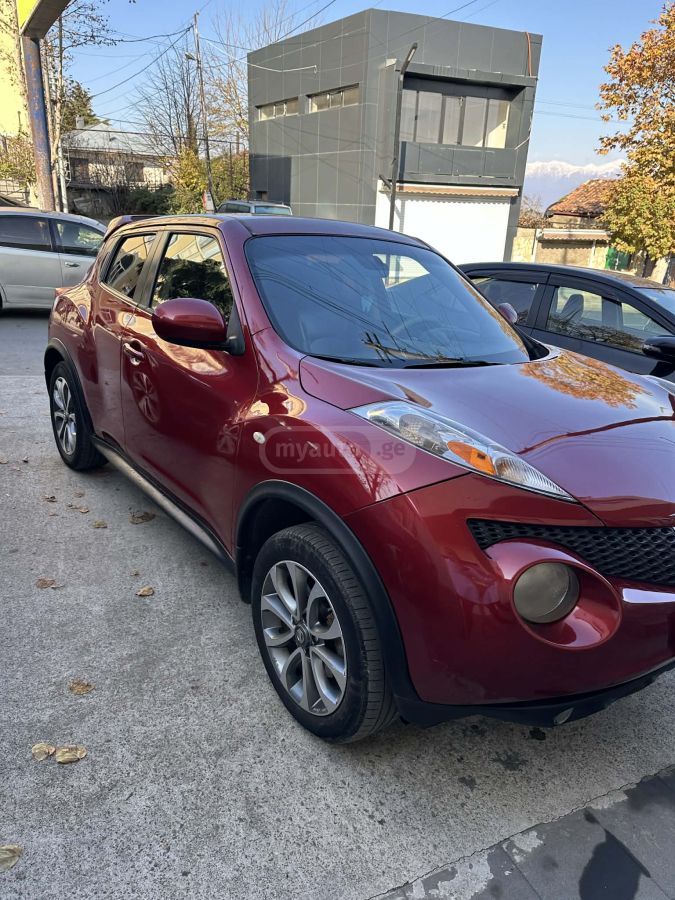 Nissan Juke 2012 — photo 2