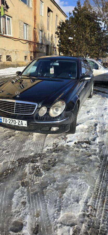 Mercedes-Benz E 270