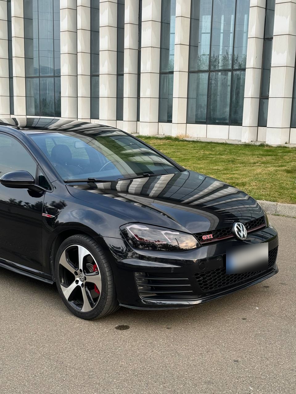 Volkswagen GTI 2016 — photo 2