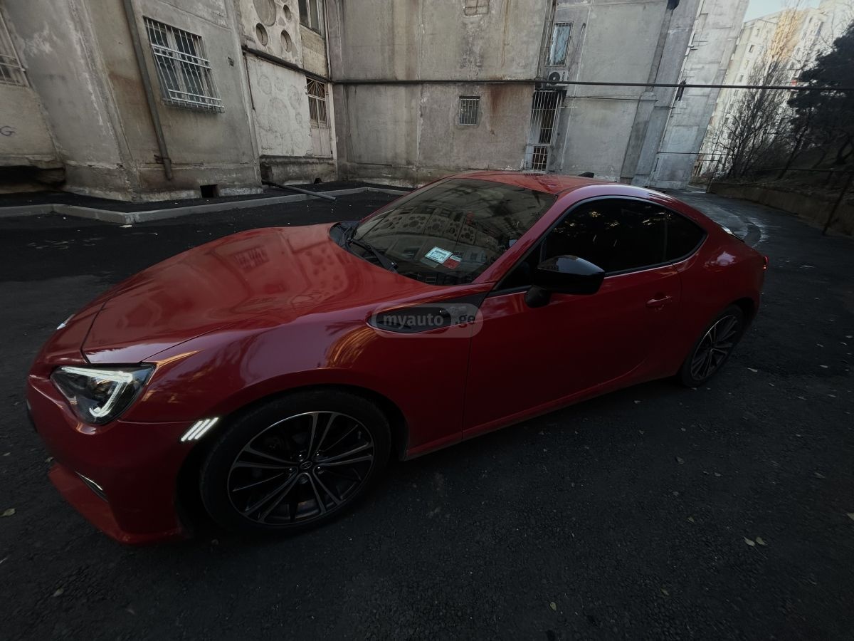 Subaru BRZ 2014 — photo 2