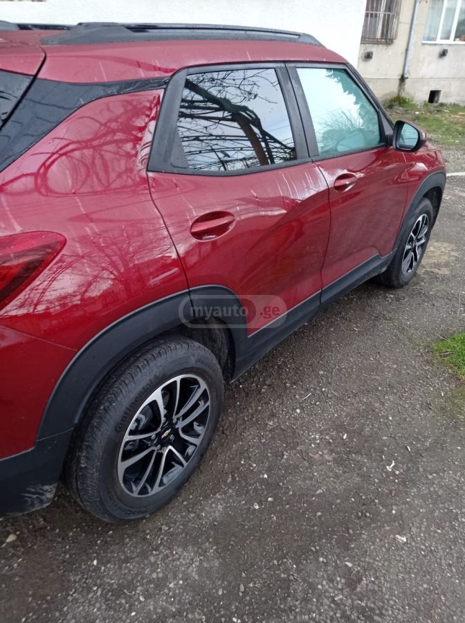 Chevrolet Trailblazer 2024 — photo 2